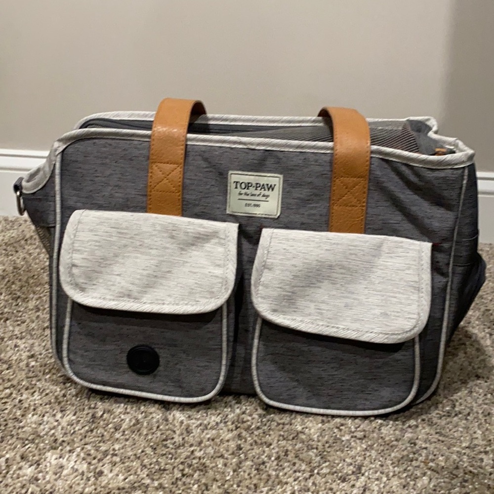 Brand New Top Paw Animal Carrier 🐾